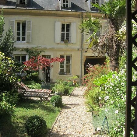 Bed and Breakfast Le Murmure De La Falaise Beaumont-le-Roger Екстер'єр фото